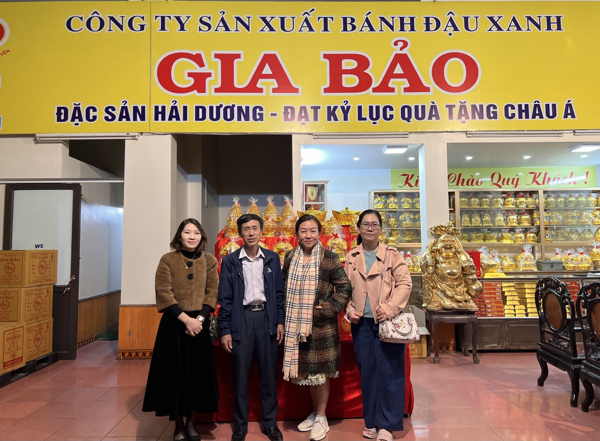 TGY_cung_GY_TT_BH_thYm_khach_hang_Gia_BYo